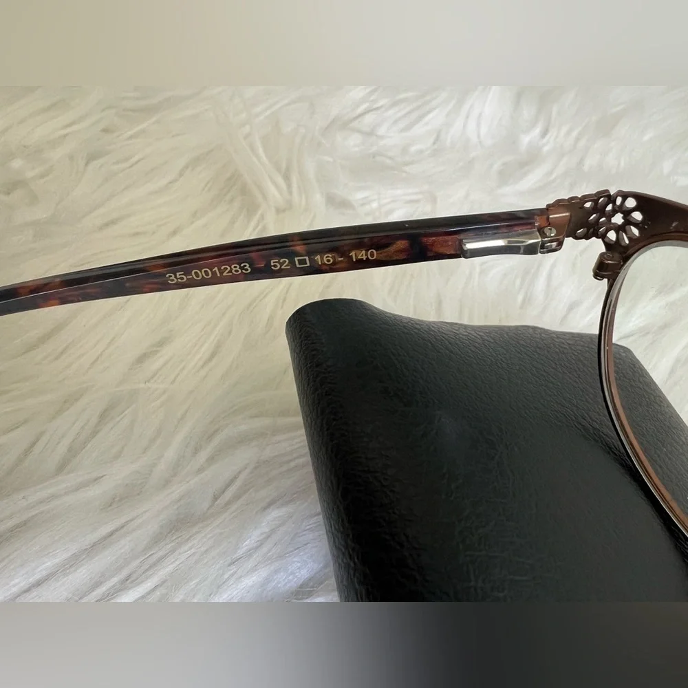 Amelia E. Abigail Cat Eye Frames and Case